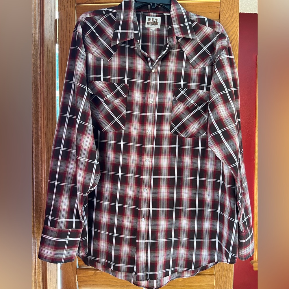 Ely Cattleman Shirt with snaps